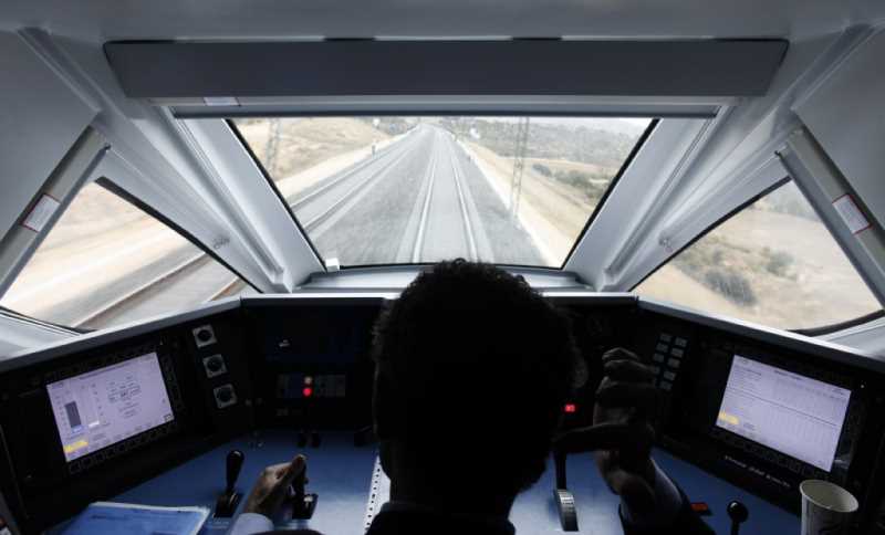 DOCU_GRUPO A driver operates the AVE Spanish High Speed train linking Madrid to Valencia during a press trip