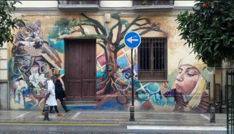 Grafitis calle Molinos