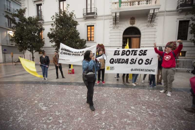 PROTESTA DE JOVENES PIDIENDO LA REAPERTYURA DEL BOTELLODROMO FOTOGRAFIA: ALFREDO AGUILAR