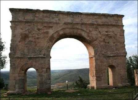 Arco romano de Medinaceli.