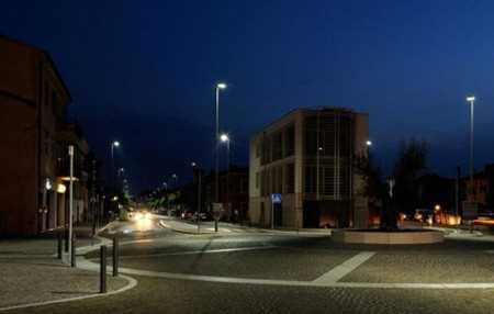 Vista urbana con iluminacion led. Fuente: revistaluminica.es