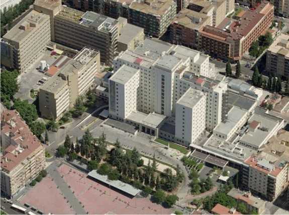 Imagen aérea del Hospital Virgen de las Nieves. Fuente: goolzom