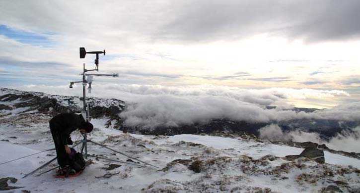 Chequeo mensual de la estación EN₂ (2.300msnm). FUENTE: Observatorio de Cambio Global de Sierra Nevada. Metodología y seguimiento. 2012