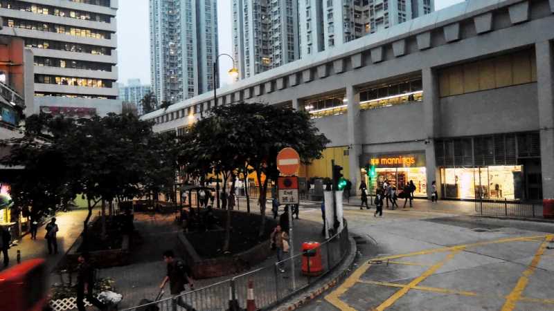 Calle de  Hong Kong. Fuente: Panoramio