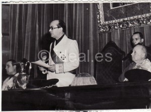 Ibáñez Martín se dirige a los asistentes a la inauguración de la Facultad. 9 de junio de 1944 Torres Molina/archivo de IDEAL