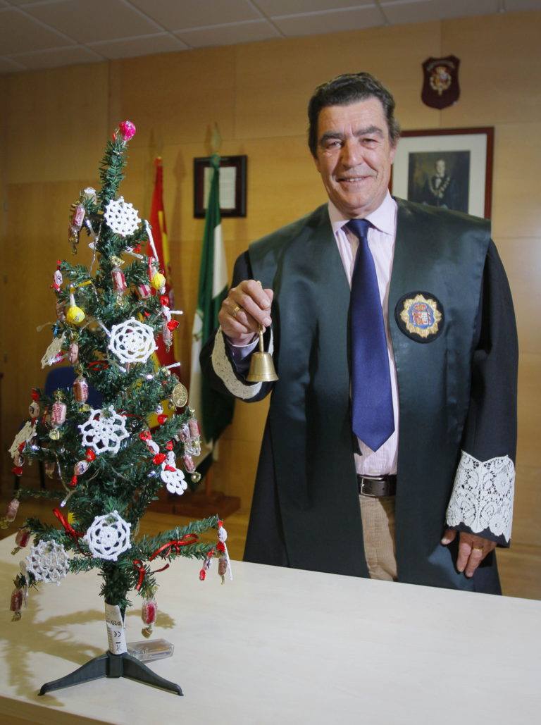 Feliz Navidad, en especial a los niños que hemos encerrado